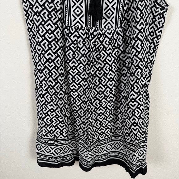 Max Studio Womens Sleeveless Top Size Small Tassels Boho Aztec Summer Spring - Picture 3 of 7